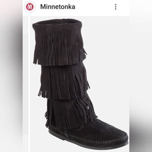 Minnetonka Women’s 3 Layer Fringe Black Boot Size 7 New